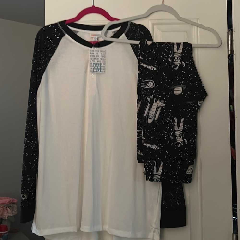 Brand New 2XL Cosmic Mark